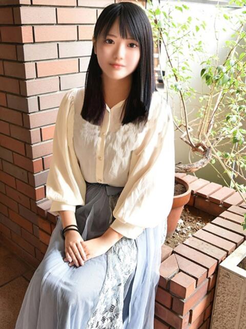 みずえ★ロリカワ未経験★ 上野現役女子大生コレクション（デリヘル）