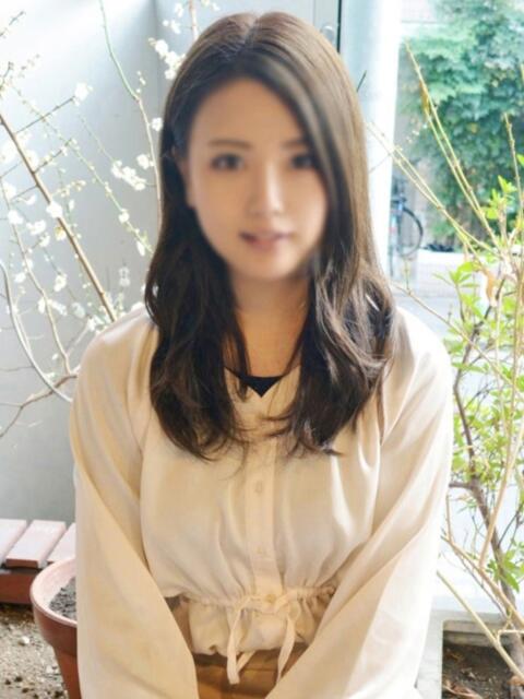 えりさ 鶯谷現役女子大生コレクション(デリヘル)