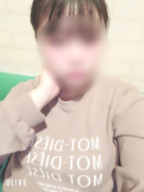 れおな(大阪店) 排泄マニア(派遣型スカトロ専門店)