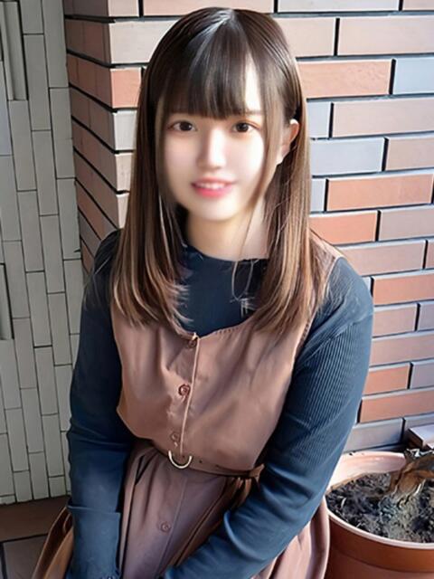 まゆみ 鶯谷現役女子大生コレクション（デリヘル）