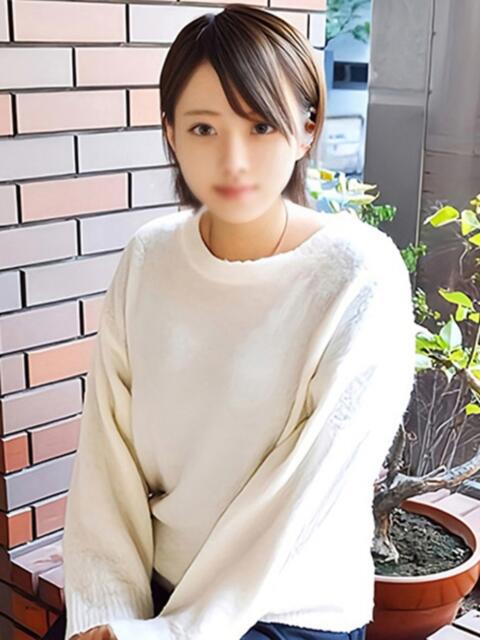らむ★大人しい美少女★ 鶯谷現役女子大生コレクション(デリヘル)