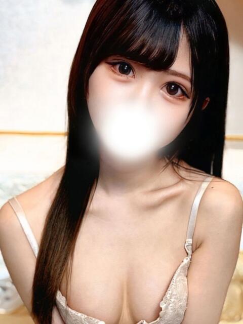 ももか◆喉奥で頬張る精飲美女 即イキ淫乱倶楽部 小山店(デリヘル)