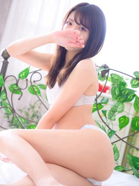 ひみつ(SSS級の美少女) 現役女子大生コレクション(デリヘル)