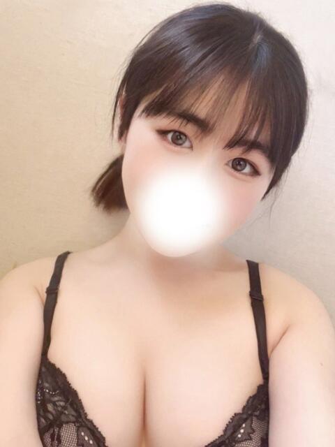 日村まほ 全裸にされた女たちor欲しがり痴漢電車（ホテヘル）