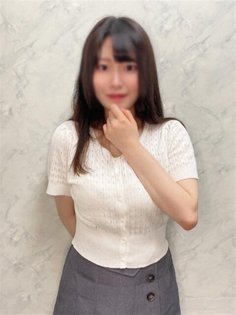 れむ 渋谷くいーんず（素人専門ホテヘル＆デリヘル）