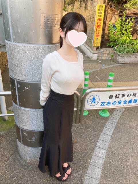 るびい 池袋S級素人派遣型東京美少女物語(派遣型リフレ)