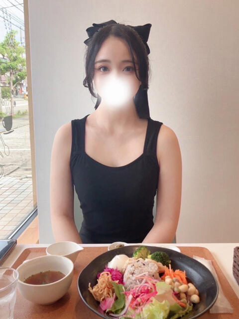 白咲 こはく Neo Elegance（ネオエレガンス）（デリヘル）