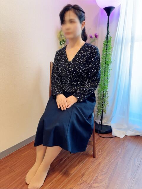 深田あこ しゅうかつ倶楽部（人妻・熟女デリヘル）