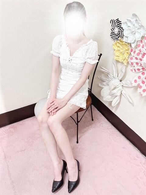 三枝 人妻ザ・ベスト店～日本人専門～（人妻系デリヘル）