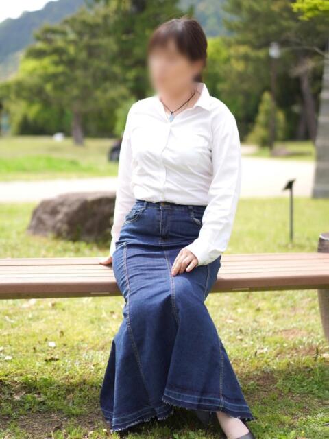 かすみ [優良人妻店]セレブスタイル（山口～防府～萩）（人妻デリヘル）