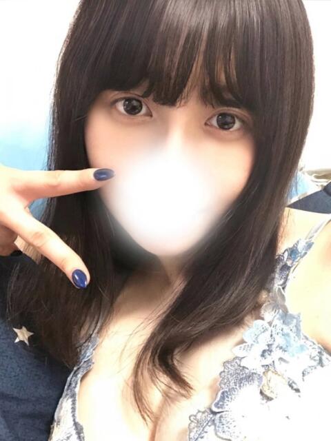 生瀬なつめ 全裸にされた女たちor欲しがり痴漢電車（ホテヘル）