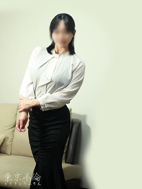 内山歩美(あゆみ) 東京不倫 渋谷店(人妻デリヘル)