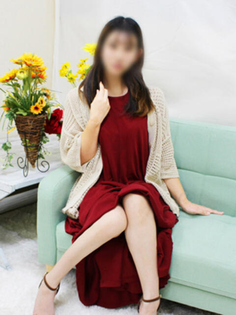 なな 立川人妻研究会（人妻系デリヘル）