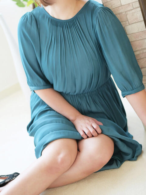 あみ 梅田アバンチュール(人妻ホテヘル)