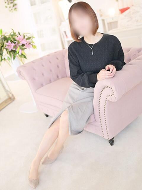 ゆうな 梅田アバンチュール(人妻ホテヘル)