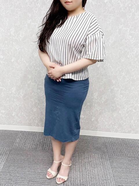 絢乃(あやの) PLUS十三店（熟女デリヘル）