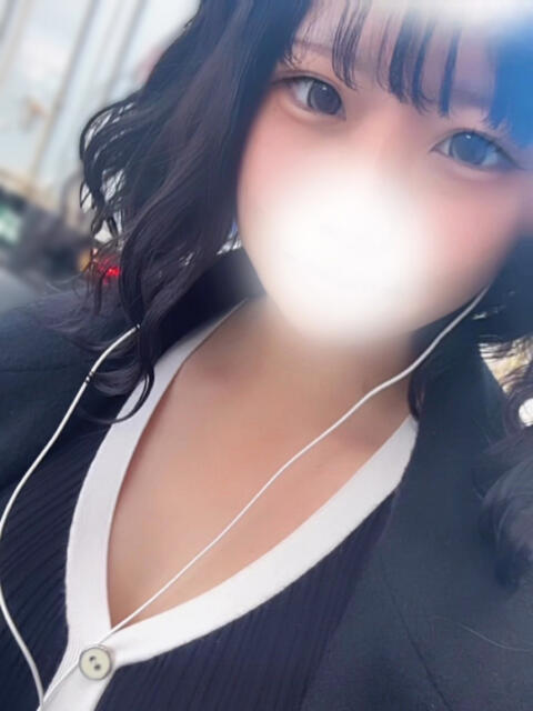 りか 山梨　風俗　デリヘル　 『ラブ＆ピース学園』（デリヘル）