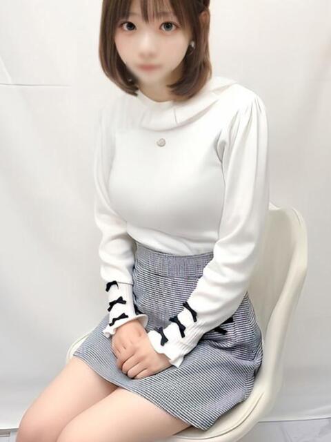 せり　全てがお初 渋谷業界未経験（素人系デリヘル）