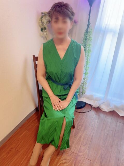 はな しゅうかつ倶楽部（人妻・熟女デリヘル）