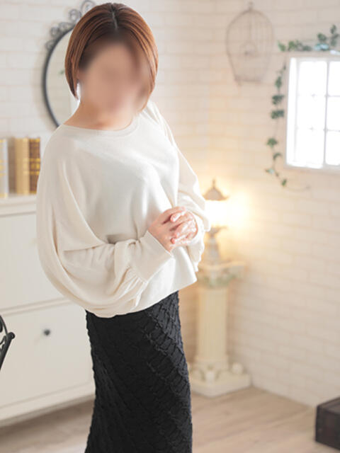 なぎ 人妻美人館（人妻デリヘル）