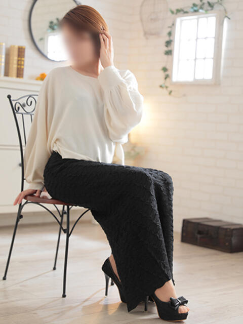 なぎ 人妻美人館（人妻デリヘル）
