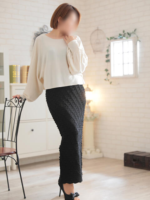 なぎ 人妻美人館（人妻デリヘル）