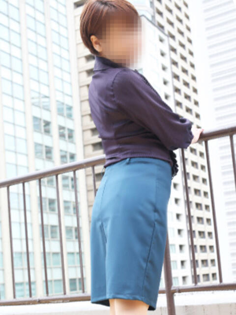 元木(もとき) 熟女出逢い会『百合の園』目黒店(熟女デリヘル)