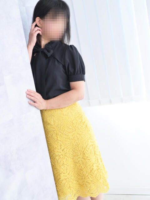 りえ 奥様の実話 なんば店（人妻ホテヘル）