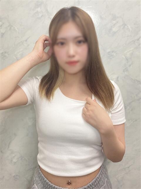 ここな 渋谷くいーんず（素人専門ホテヘル＆デリヘル）