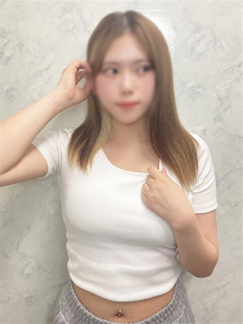 ここな 渋谷くいーんず（素人専門ホテヘル＆デリヘル）