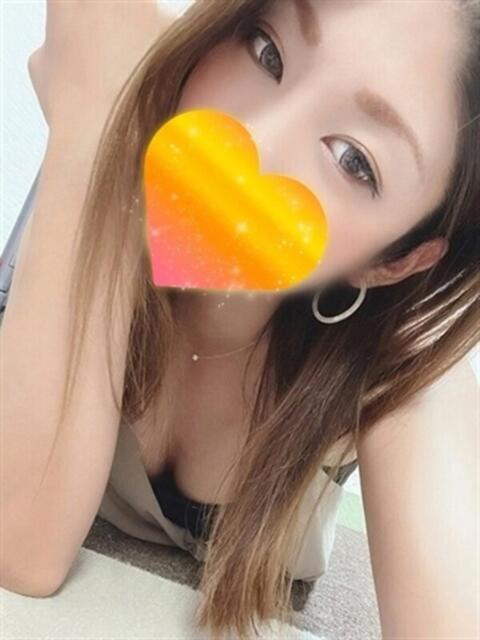 しおり デリヘルラボ・クレージュ(デリヘル)