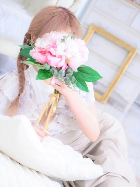 うた♡超絶カワイイ小柄細身美女♡ 即生専門店ゴッドパイ（デリヘル）