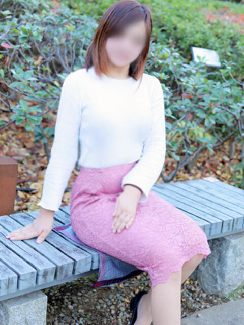 萌絵 出会い系人妻ネットワーク 新宿〜池袋編(待合せ型人妻系デリヘル)