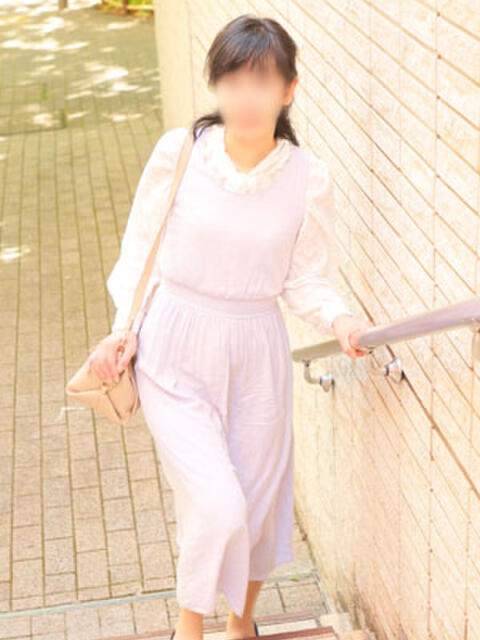 美香 出会い系人妻ネットワーク 新宿〜池袋編(待合せ型人妻系デリヘル)