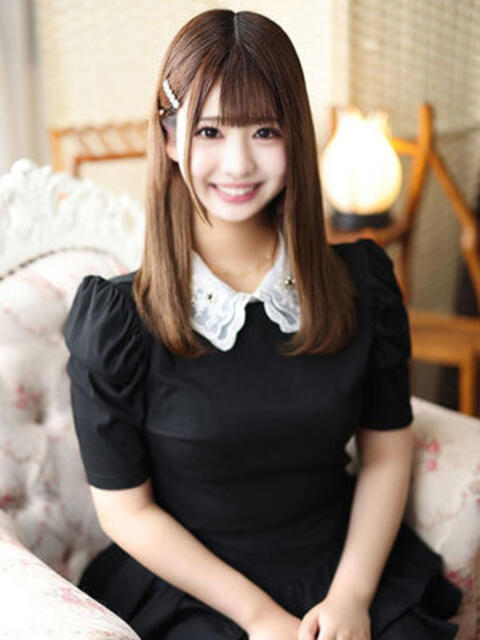 三井かぐや 断りきれない美人マッサージ嬢たち（デリヘル＆エステ）