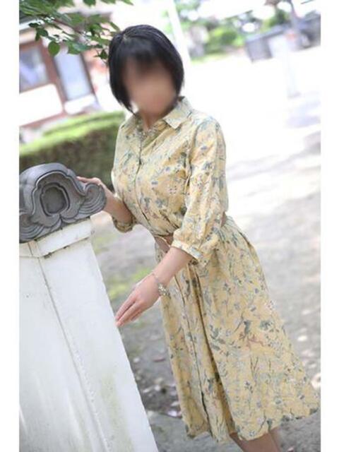 ひとみ 待ちナビ（駅待ち合わせ型デリヘル）