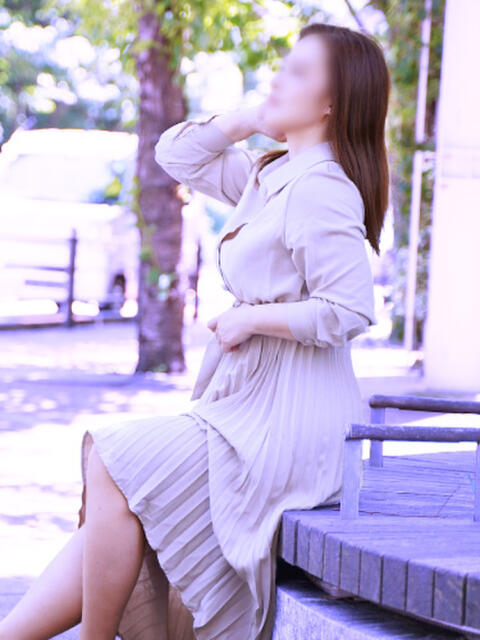 那美 ミセスラウンジ東京(人妻系デリヘル)