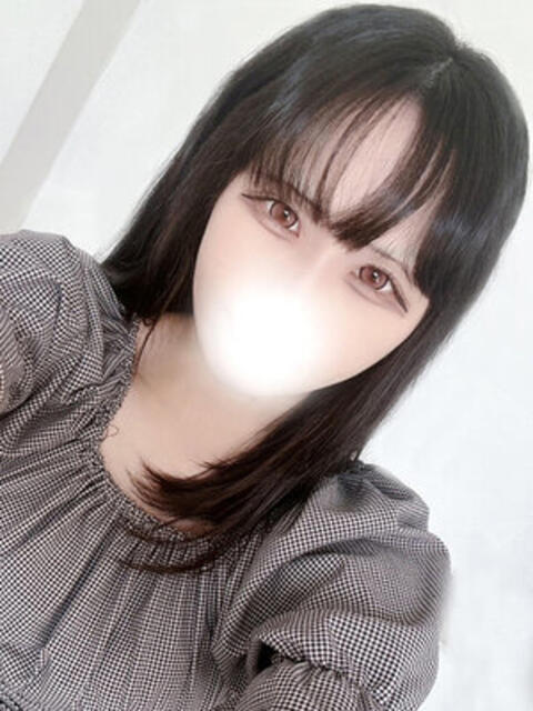 麗日しゅな 全裸の極みorドッキング痴漢電車（ホテヘル）