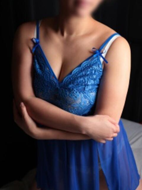 いおり エマニエル(人妻夜這い倶楽部)