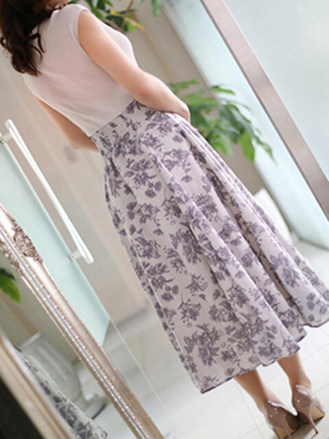 北山(きたやま) 人妻出逢い会 百合の園 池袋店(人妻系デリヘル)