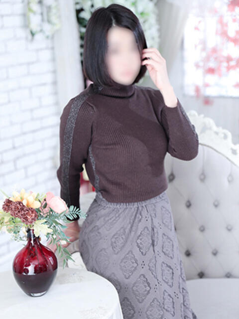 さとみ 熟女家 豊中蛍池店(待ち合わせ型デリヘル)