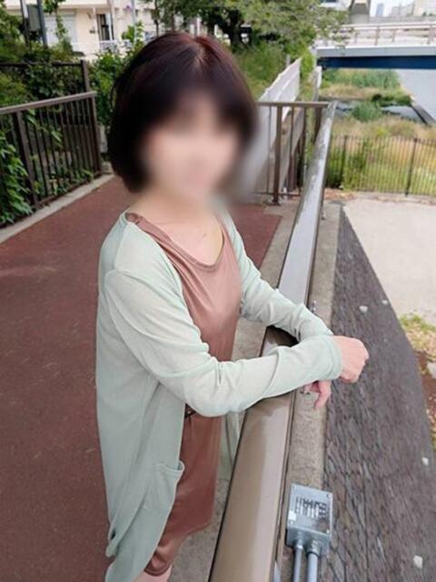 山岸 松戸おかあさん(熟女デリヘル)