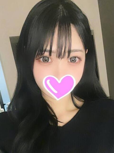 リサ【現役大学生の初脱ぎ♡】 CLUB CHELSEA(クラブ チェルシー)福井（デリヘル）