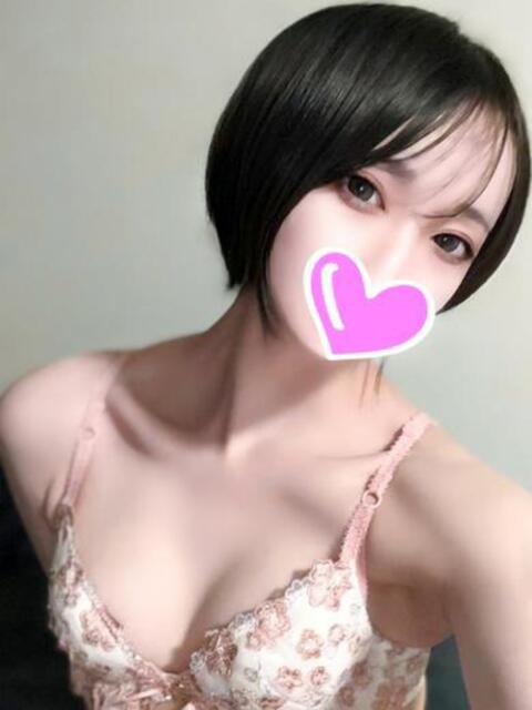 カナミ【18歳既にドエロ覚醒済】 CLUB CHELSEA(クラブ チェルシー)福井(デリヘル)