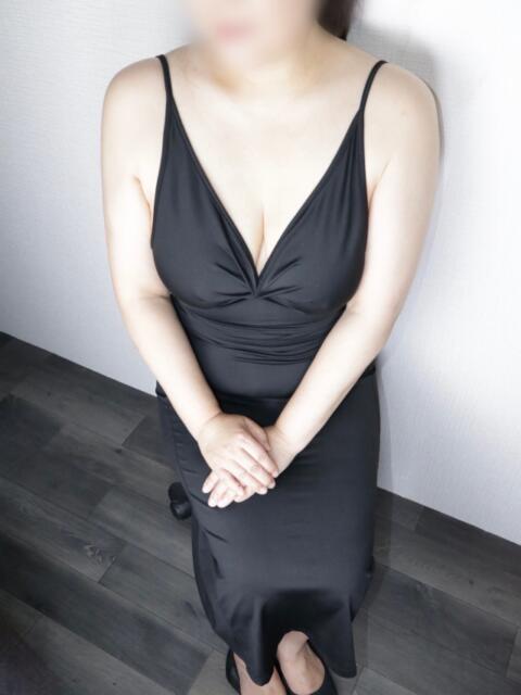 ハル ミセスClub（人妻セクキャバ）