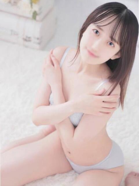 園田そら 池袋パラダイス(ホテヘル&デリヘル)