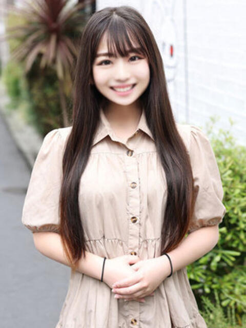 中原りおん 断りきれない美人マッサージ嬢たち（デリヘル＆エステ）