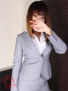 ユ　ラ びしょぬれ新人秘書（府中/デリヘル）