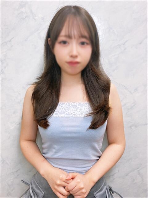 めろ 渋谷くいーんず（素人専門ホテヘル＆デリヘル）