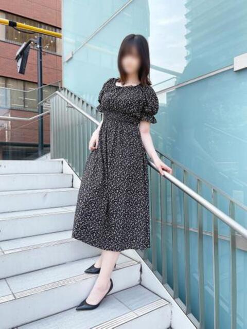 りつか 手コキ研究会（派遣型オナクラ）